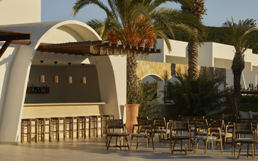 Pool Bar